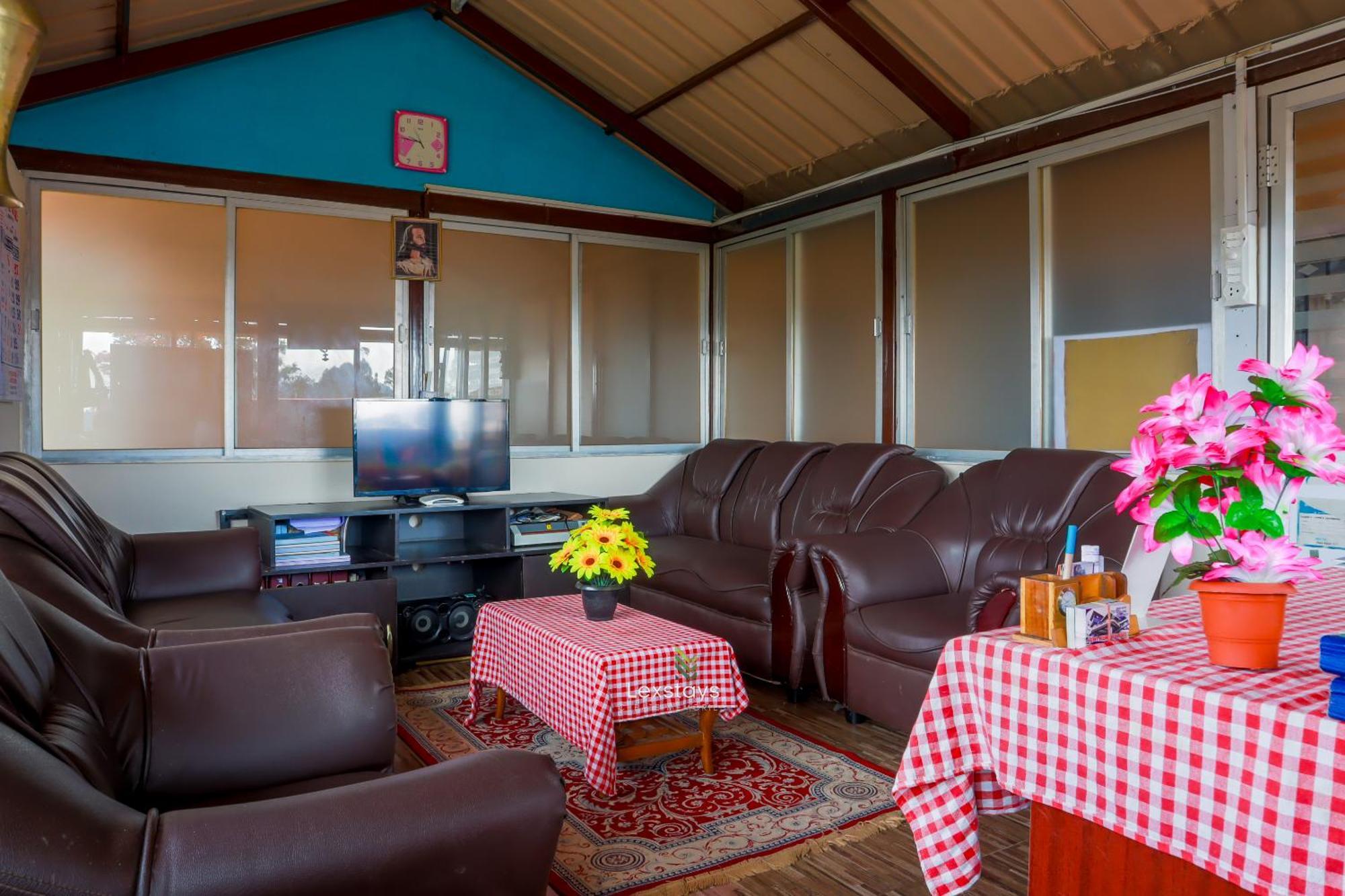 Vijaya Deepa Guest House By Lexstays Coonoor Esterno foto