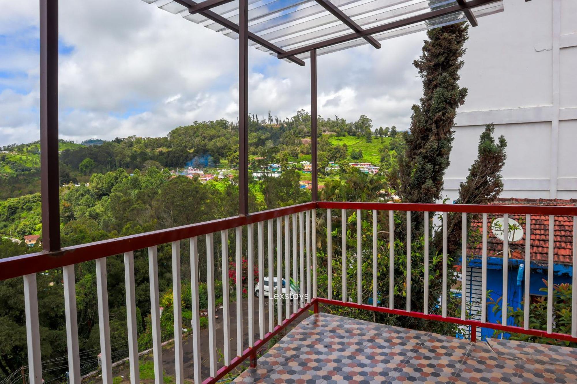 Vijaya Deepa Guest House By Lexstays Coonoor Esterno foto